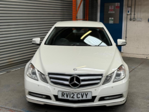 2012 Mercedes-Benz E Class 2.1 E250 Cdi Blueefficiency Se G-Tronic+ Euro 5 (s/s) 2dr in White — image 3