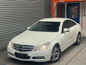 2012 Mercedes-Benz E Class 2.1 E250 Cdi Blueefficiency Se G-Tronic+ Euro 5 (s/s) 2dr in White — image 4