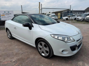 2011 Renault Megane 1.4 Tce Dynamique Tomtom Euro 5 2dr in White — image 6