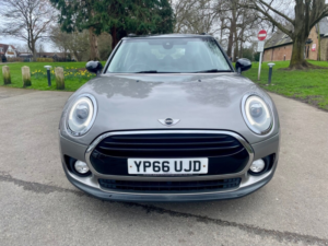 2016 MINI Clubman 1.5 Cooper Estate 6dr Petrol Manual Euro 6 (s/s) (136 Ps) in Silver — image 2