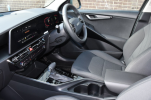 2025 Kia Niro 1.6 Gdi 11.1kwh 2 SUV 5dr Petrol Plug-In Hybrid Dct Euro 6 (s/s) (168 Bhp) in Grey — image 4