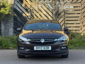 2017 Vauxhall Astra 1.4i Turbo Sri Auto Euro 6 (s/s) 5dr in Brown — image 2