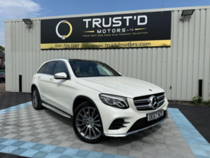 2017 Mercedes-Benz Glc 2.1 Glc250d Amg Line (premium) G-Tronic 4matic Euro 6 (s/s) 5dr in White — image 4