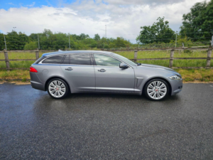 2014 Jaguar Xf 2.2d Portfolio Sportbrake Auto Euro 5 (s/s) 5dr in Grey — image 5