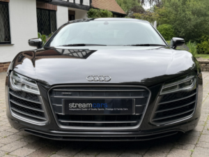2013 Audi R8 5.2 Fsi V10 Plus in Black — image 2