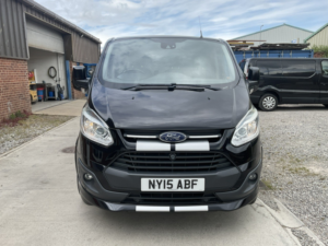 2015 Ford Transit Custom in Black — image 2