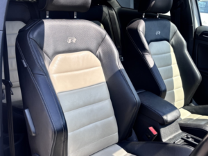 2016 Volkswagen Golf 2.0 Tsi Bluemotion Tech R in White — image 6