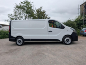 2019 Vauxhall Vivaro 1.6 Cdti 2900 L2 H1 Euro 6 5dr in White — image 3