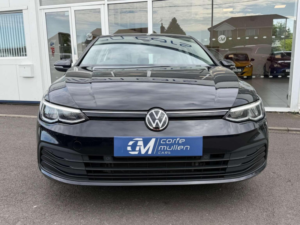 2021 Volkswagen Golf 1.5 Tsi Life Euro 6 (s/s) 5dr in Black — image 2