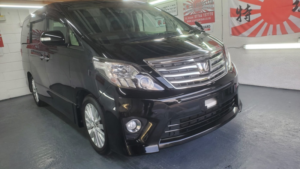 2013 Toyota Alphard 3.5cc Rear Lounge Seats 32k Miles in Black — image 1