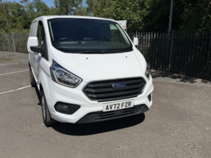2022 Ford Transit Custom 2.0 Transit Custom Limited Van 280 L1 2.0l Ecoblue 130ps Fwd 6 Speed Manual in White — image 4