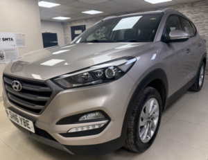2016 Hyundai Tucson 2.0 Crdi Se Nav SUV 5dr Diesel Manual 4WD Euro 6 (136 Ps) in Multicolour — image 2