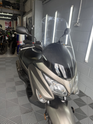 2017 Suzuki Burgman 200 in Silver — image 4