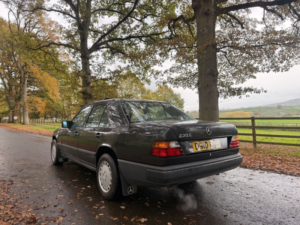 1987 Mercedes-Benz 230 Black in Black — image 5