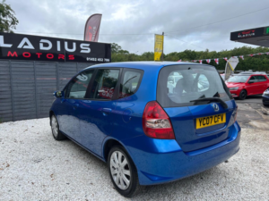 2007 Honda Jazz 1.4 I-Dsi Se CVT-7 5dr in Blue — image 4