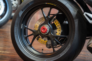 2020 Ducati Streetfighter V4s *lots Of Upgrades - Low Miles* in Red — image 6