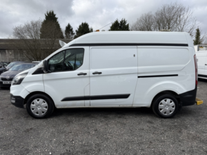 2018 Ford Transit Custom 2.0 340 Ecoblue in White — image 5