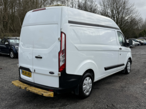 2018 Ford Transit Custom 2.0 340 Ecoblue in White — image 6