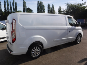 2023 Ford Transit Custom 2.0 Transit Custom Limited Van 300 L2 2.0l Ecoblue 130ps Fwd 6 Speed Manual in White — image 3