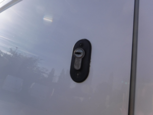 2023 Ford Transit Custom 2.0 Transit Custom Limited Van 300 L2 2.0l Ecoblue 130ps Fwd 6 Speed Manual in White — image 6