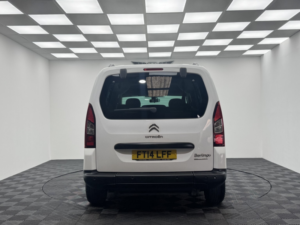 2014 Citroen Berlingo 1.6 E-Hdi Airdream Xtr in White — image 5