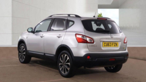 2013 Nissan Qashqai 1.6 360 2WD Euro 5 5dr in Silver — image 3