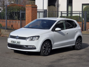 2014 Volkswagen Polo 1.2 Tsi Bluemotion Tech Se Hatchback 5dr Petrol Manual Euro 6 (s/s) (90 Ps) in White — image 3