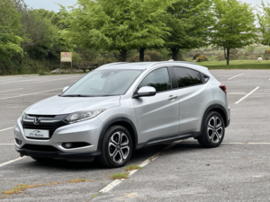 2017 Honda Hr-V 1.6 I-Dtec Ex 5dr Man, Diesel, Silver + Top Of The Range in Silver — image 2
