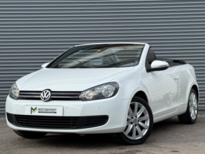 2014 Volkswagen Golf 1.6 Tdi Bluemotion Tech Se in White — image 2