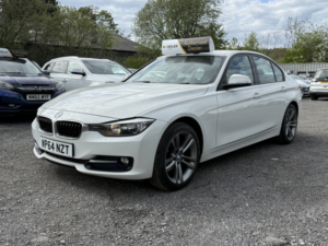 2014 BMW 3 Series 2.0 320d Sport Saloon in White — image 3