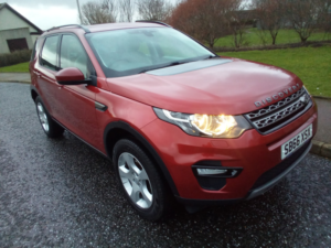 2016 Land Rover Discovery Sport 2.0 Td4 Se Tech 4WD in Red — image 3