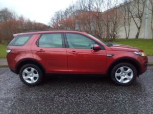 2016 Land Rover Discovery Sport 2.0 Td4 Se Tech 4WD in Red — image 4