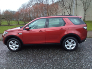 2016 Land Rover Discovery Sport 2.0 Td4 Se Tech 4WD in Red — image 5