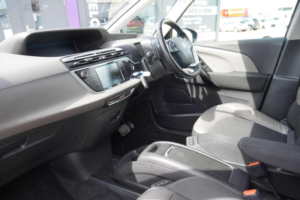 2020 Citroen Grand C4 Spacetourer 1.5 Bluehdi Feel Plus Eat8 Euro 6 (s/s) 5dr in White — image 3