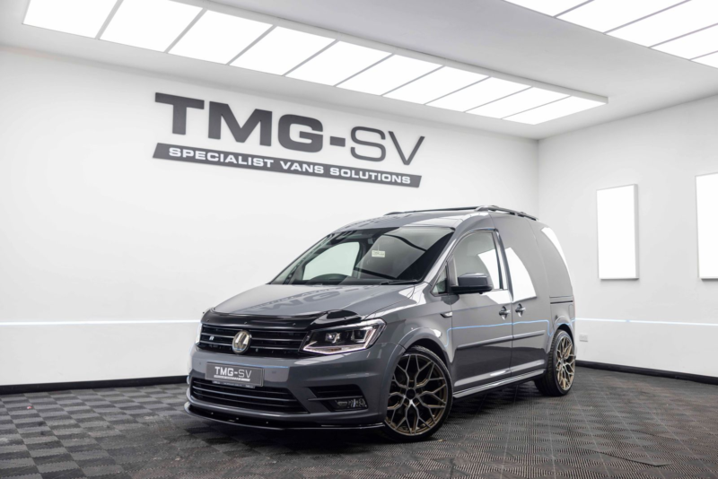 2017 Volkswagen Caddy 2.0 Tdi Tmg R Caddy Tech Highline Panel Van 5dr Diesel DSG Swb DSG in Grey — image 1