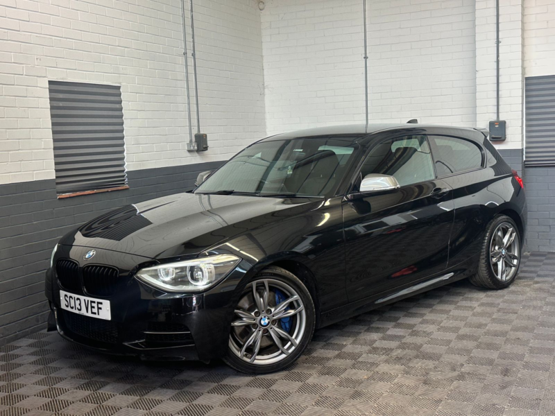 2013 BMW 1 Series in Black — image 1