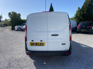 2018 Ford Transit Connect 1.5 210 Ecoblue in White — image 6