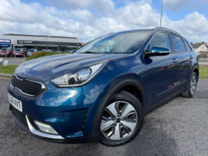 2018 Kia Niro 1.6h Gdi 2 Dct Euro 6 (s/s) 5dr in Blue — image 4