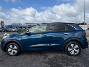 2018 Kia Niro 1.6h Gdi 2 Dct Euro 6 (s/s) 5dr in Blue — image 5
