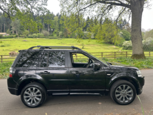 2013 Land Rover Freelander 2 2.2 Sd4 Dynamic SUV 5dr Diesel Commandshift 4WD Euro 5 (190 Ps) in Black — image 2