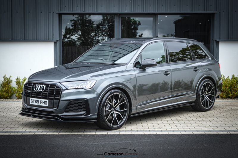2019 Audi Q7 3.0 Tdi V6 45 Black Edition in Grey — image 1