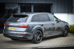 2019 Audi Q7 3.0 Tdi V6 45 Black Edition in Grey — image 2