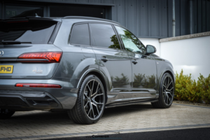 2019 Audi Q7 3.0 Tdi V6 45 Black Edition in Grey — image 4