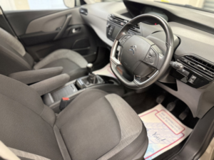 2016 Citroen Grand C4 Picasso 1.6 Bluehdi Touch Edition MPV 5dr Diesel Manual Euro 6 (s/s) (100 Ps) in Multicolour — image 5