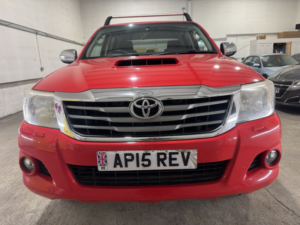 2015 Toyota Hilux 3.0 D-4d Invincible in Red — image 2