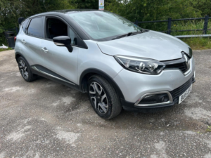 2015 Renault Captur 0.9 Dynamique S Nav Tce 90 in Silver — image 5