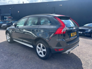 2011 Volvo Xc60 2.0 D3 Drive R-Design Euro 5 (s/s) 5dr in Grey — image 2