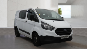 2022 Ford Transit Custom 2.0 300 Ecoblue Leader Crew Van Double Cab 5dr Diesel Manual L1 H1 Euro 6 105 Ps in White — image 3