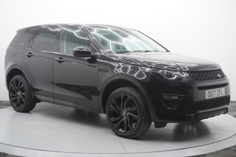 2017 Land Rover Discovery Sport 2.0 Td4 Hse Dynamic Lux Auto 4WD Euro 6 (s/s) 5dr in Black — image 1