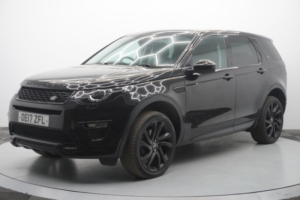 2017 Land Rover Discovery Sport 2.0 Td4 Hse Dynamic Lux Auto 4WD Euro 6 (s/s) 5dr in Black — image 2